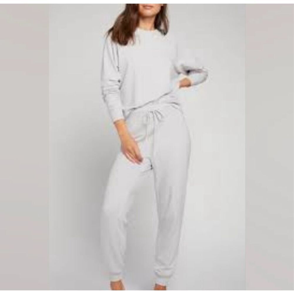 Negative club sweat sweatpants in Moon gray size small worn once excellent condi